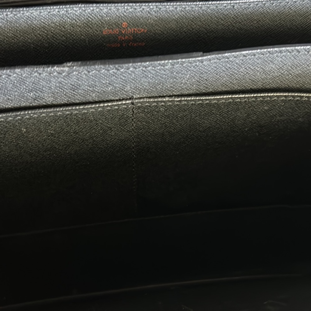 Louis Vuitton Black Epi Briefcase - Picture 15 of 16